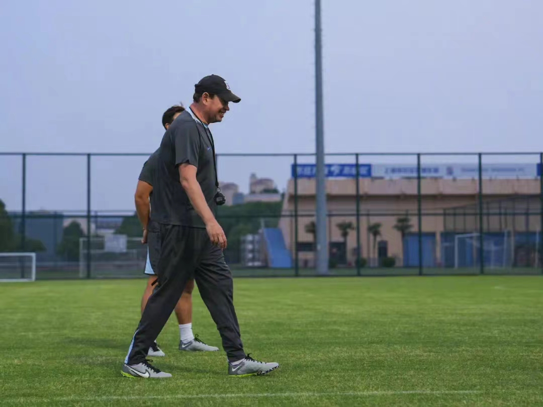 热身赛：申花3-0战胜河南，米内罗梅开二度，路易斯破门